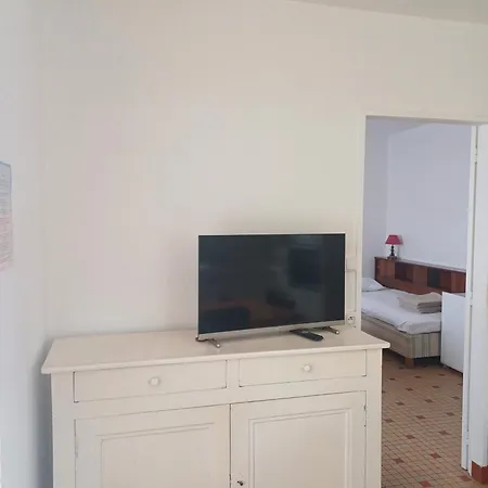 בית נופש Les Lilas סן ז'אן דה מון