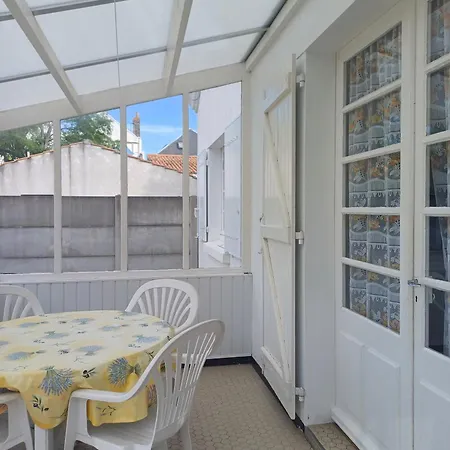 Les Lilas בית נופש